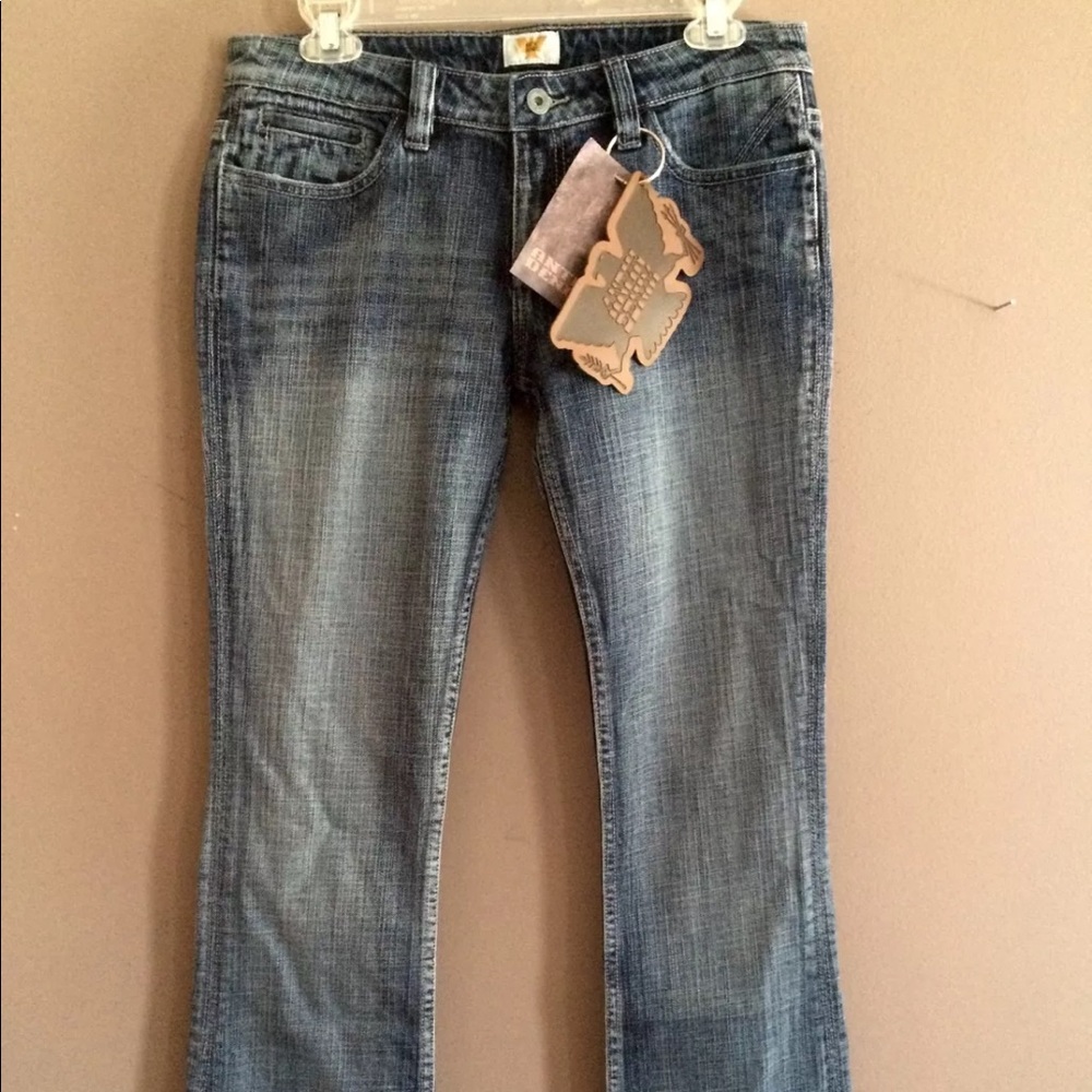 Woman’s Antik Denim Flare Leg Jeans